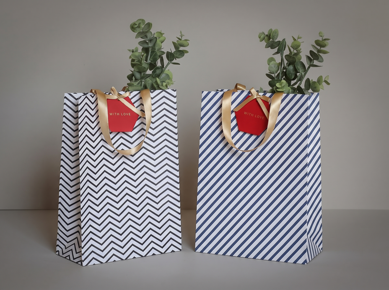 Assorted mixed pattern gift bags, pack of 6