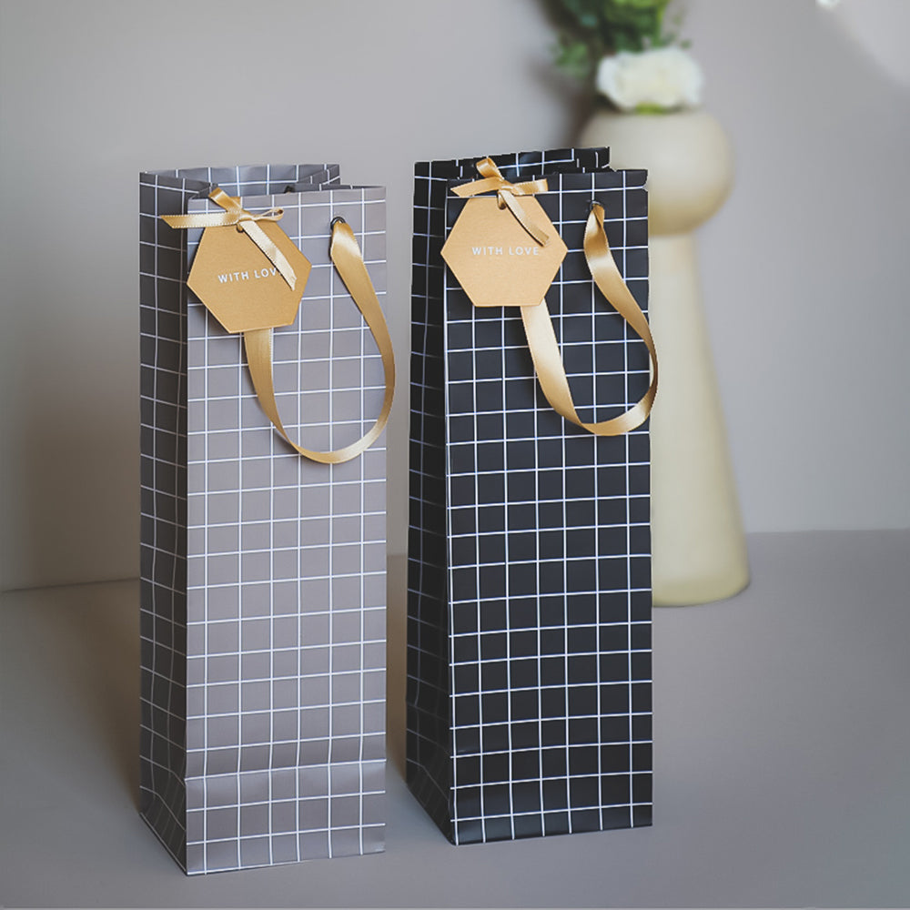 Grid pattern wine bags with gold hexagon tags